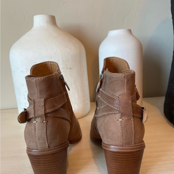 Nine West ankle boots - Picture 2 of 8